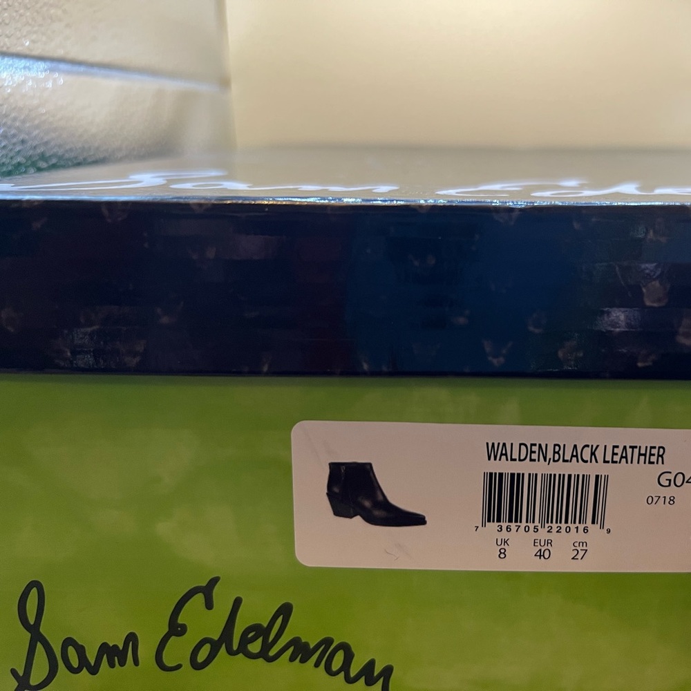 Preowned Sam Edelman Black Genuine Leather Ankle High Booties.